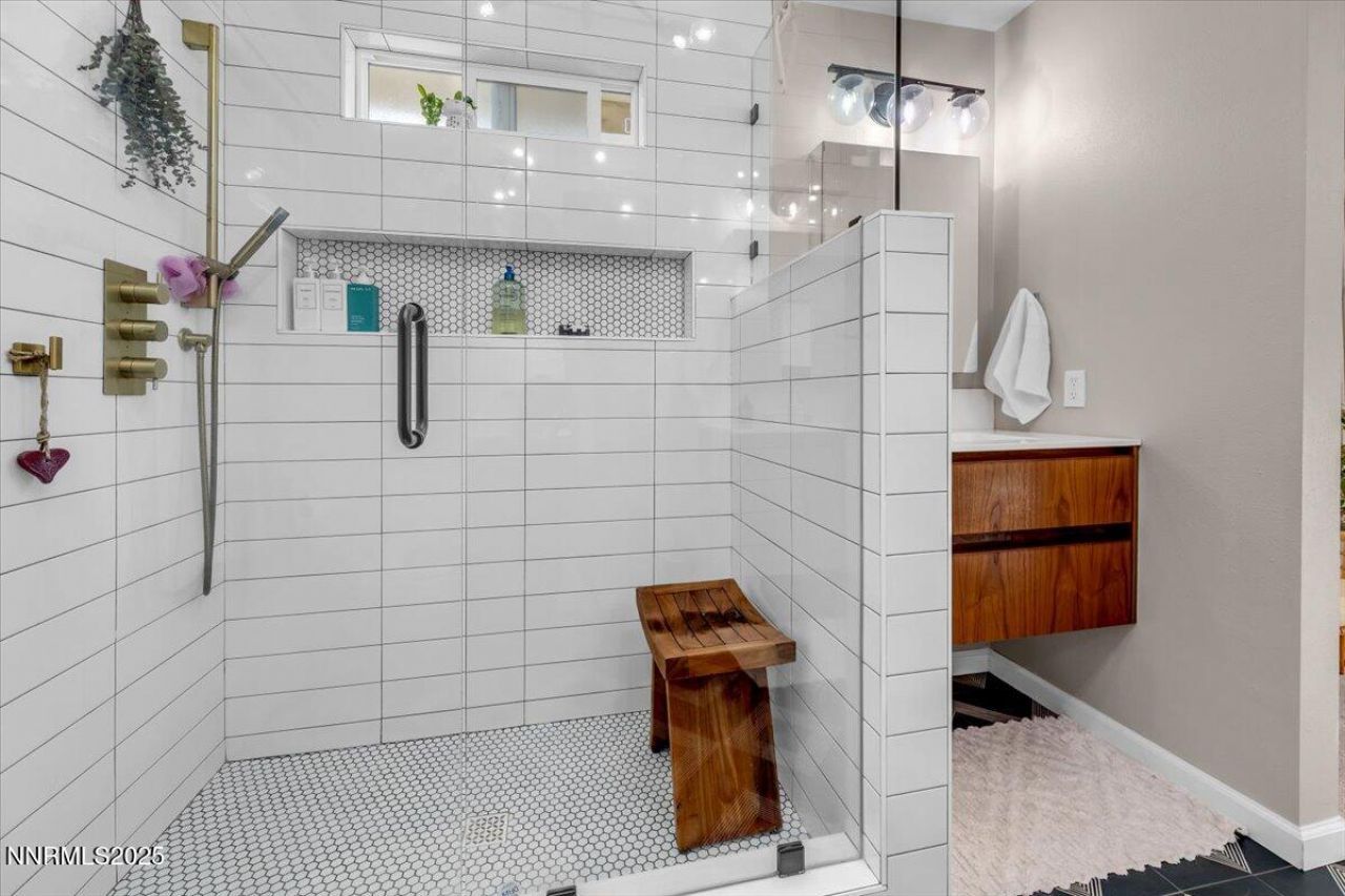 3880 Piccadilly Drive, Reno, NV 89509 Photo