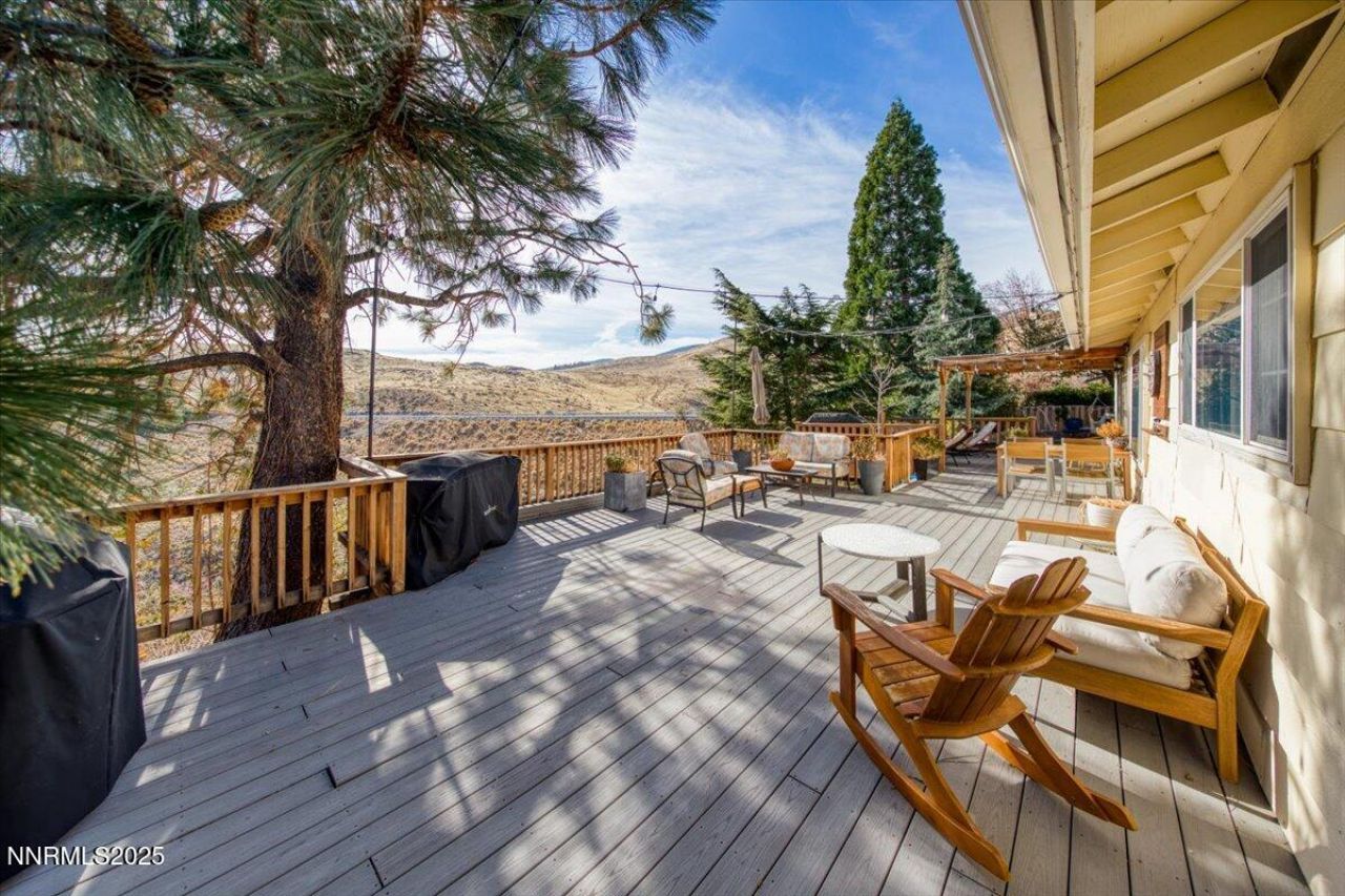 3880 Piccadilly Drive, Reno, NV 89509 Photo