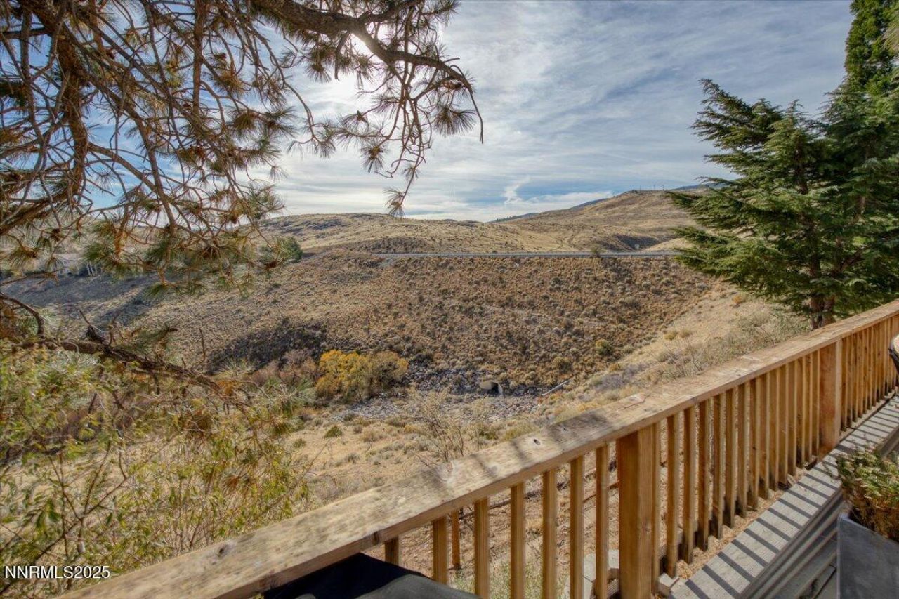 3880 Piccadilly Drive, Reno, NV 89509 Photo