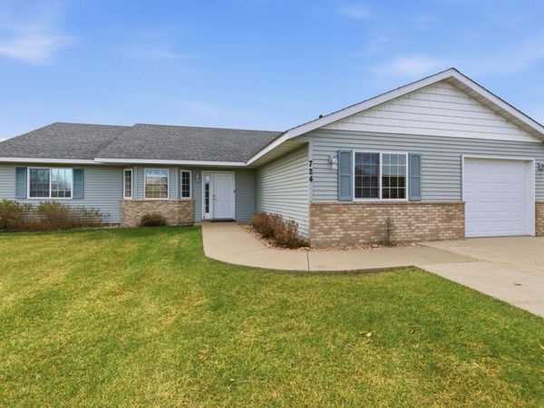 724 4th Street NW, Richmond, MN 56368