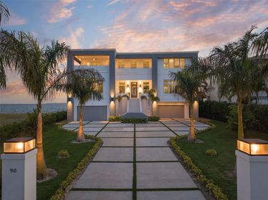 90 MARTINIQUE AVENUE, TAMPA, FL 33606