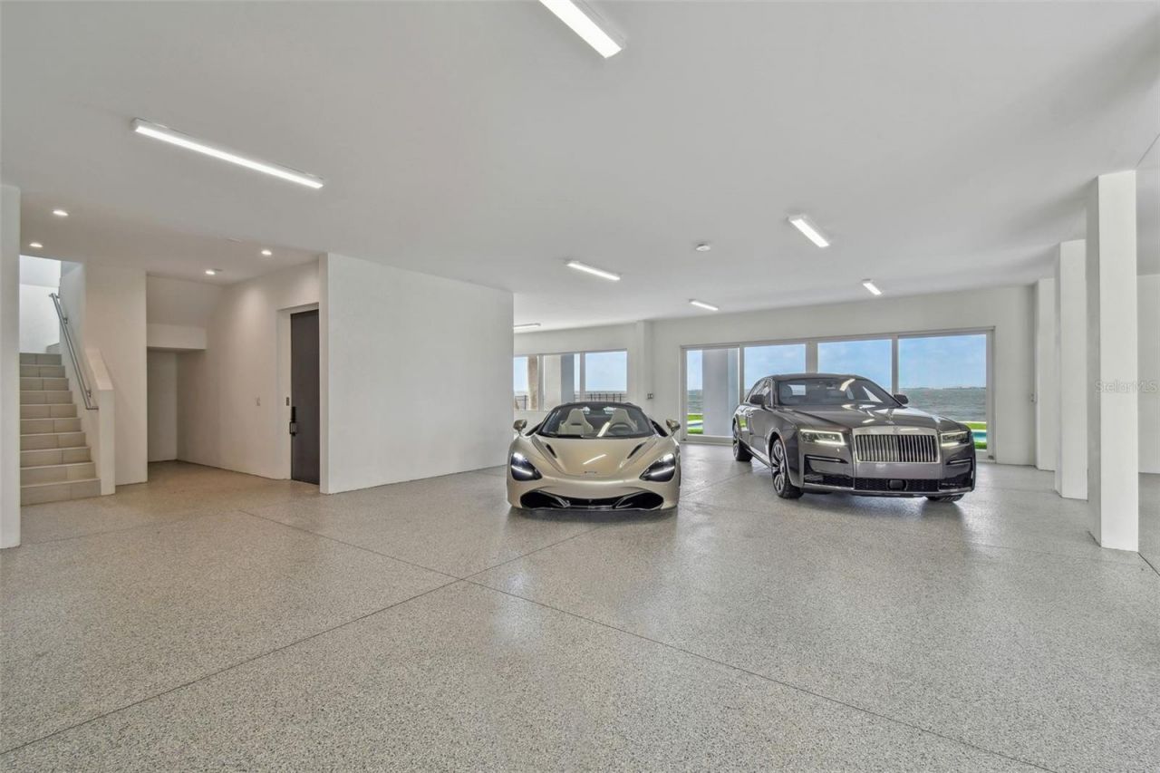 90 Martinique Avenue, Tampa, FL 33606 Photo