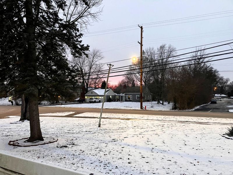 1130 Carbone Drive, Columbus, OH 43224 Photo 6