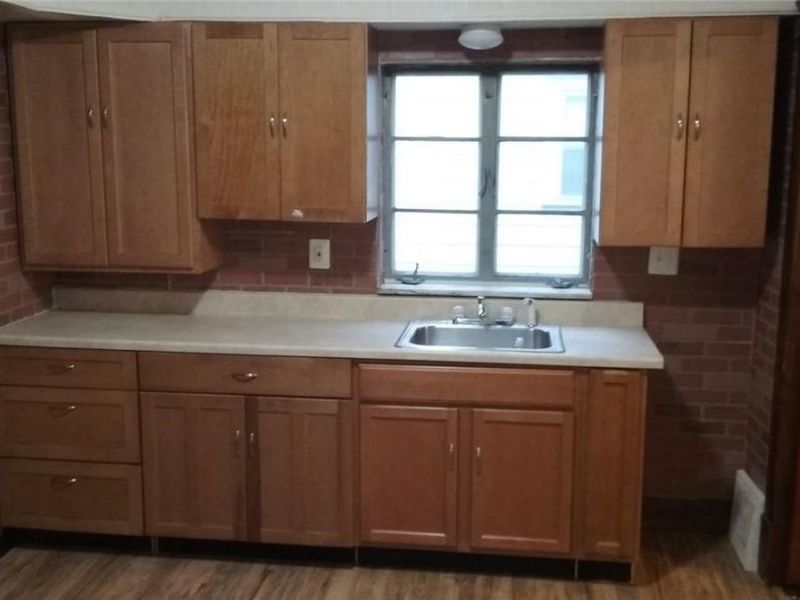 12709 Benham Avenue, Cleveland, OH 44105 Photo 7