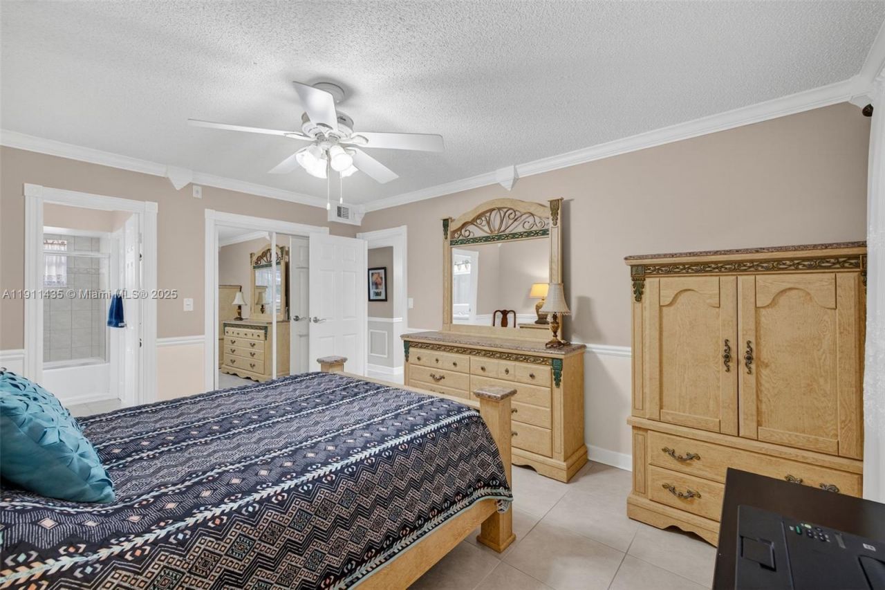 3501 NW 47th Ave, Unit 507, Lauderdale Lakes, FL 33319 Photo