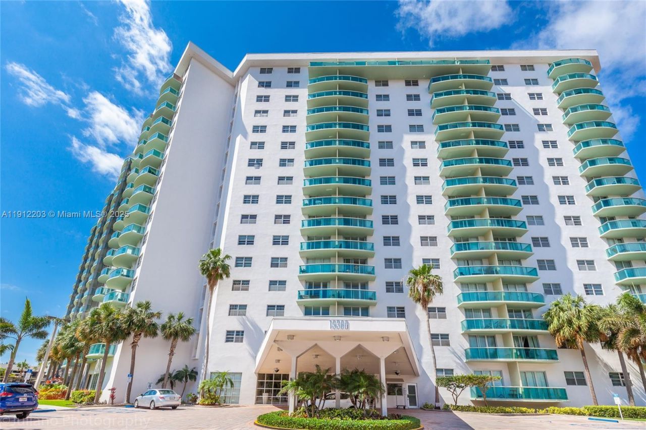 19380 Collins Ave, Unit 427, Sunny Isles Beach, FL 33160 Photo