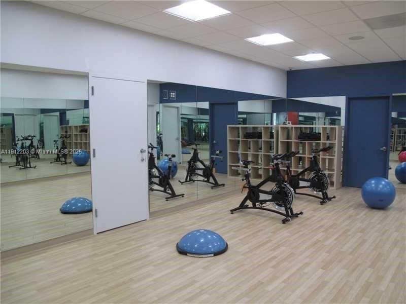 19380 Collins Ave, Unit 427, Sunny Isles Beach, FL 33160 Photo