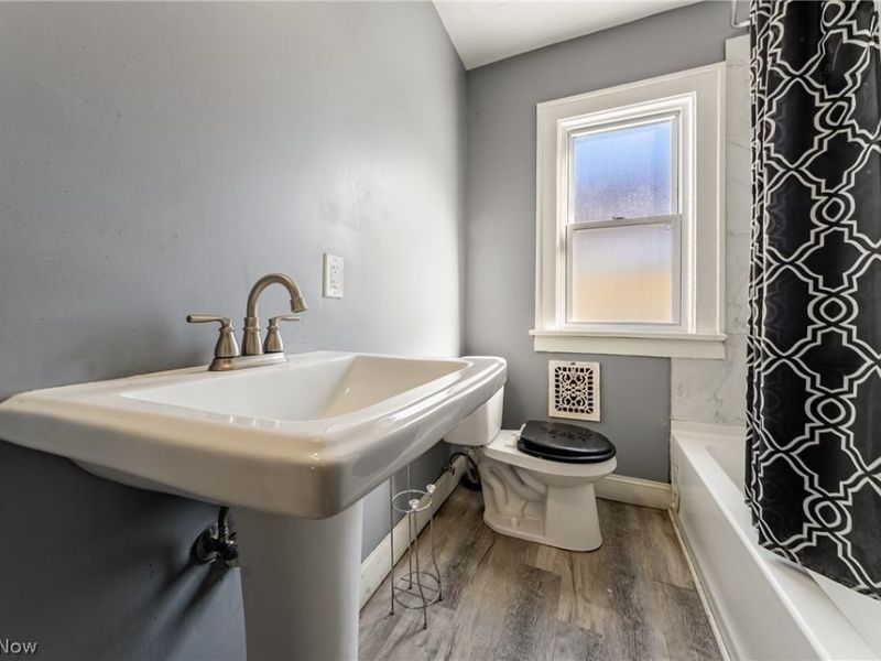 12705 Soika Avenue, Cleveland, OH 44120 Photo 13