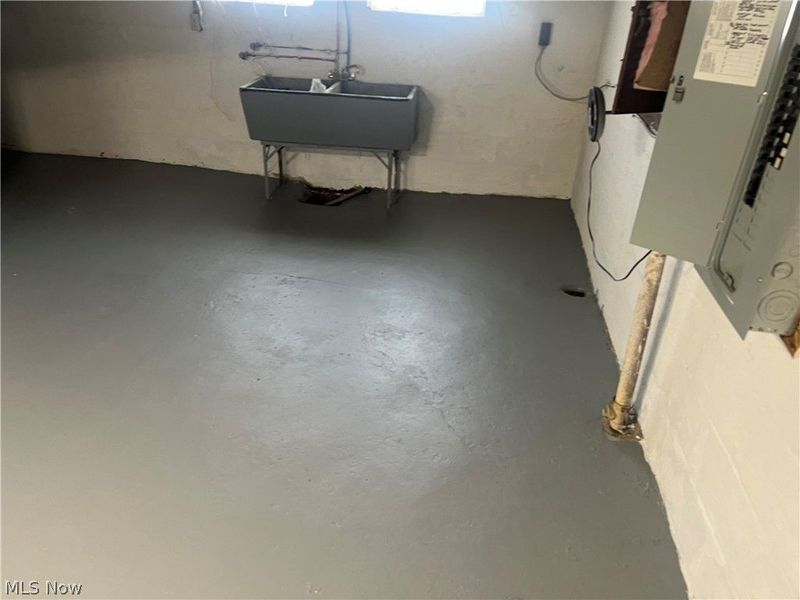 12705 Soika Avenue, Cleveland, OH 44120 Photo 27