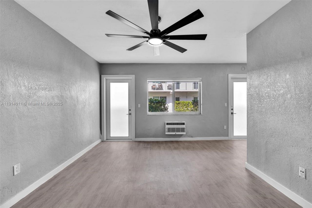 9200 E Bay Harbor Dr, Unit 2A, Bay Harbor Islands, FL 33154 Photo