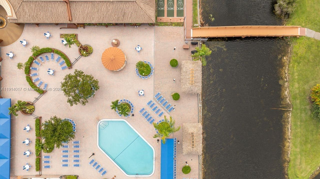 9310 Sunrise Lakes Blvd, Unit 301, Sunrise, FL 33322 Photo