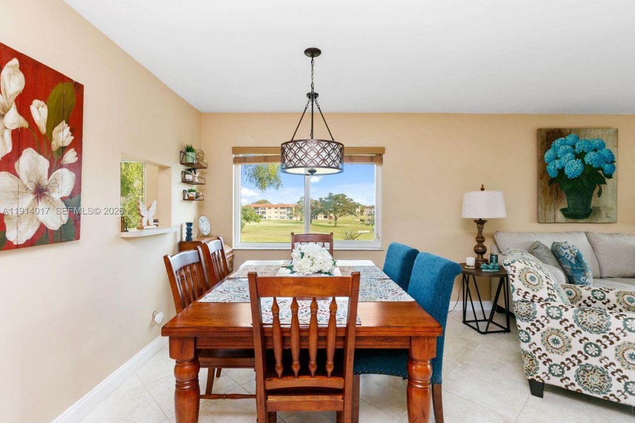 9310 Sunrise Lakes Blvd, Unit 301, Sunrise, FL 33322 Photo