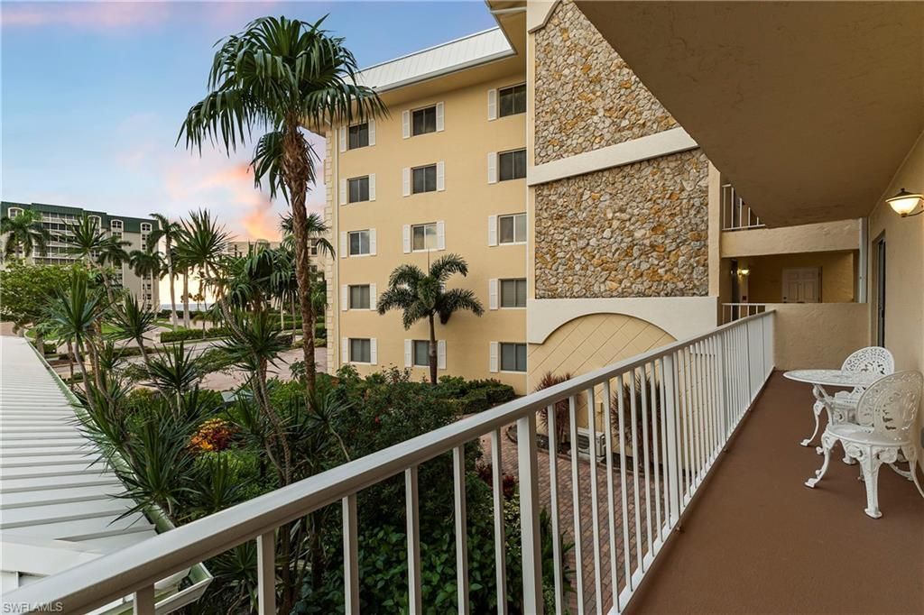 3000 Gulf Shore Blvd N, Unit 211, Naples, FL 34103 Photo