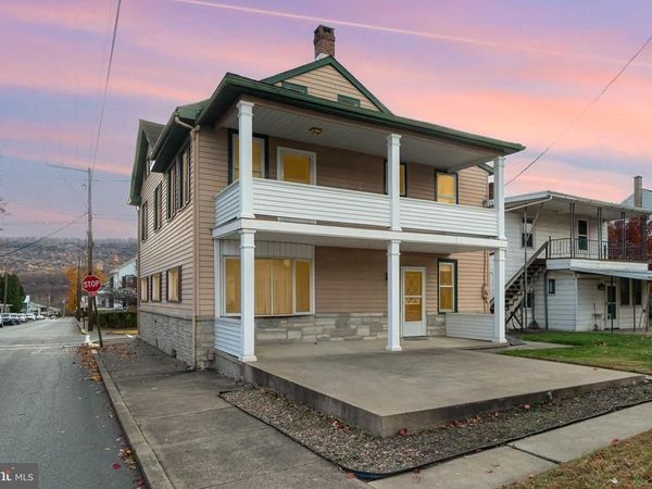 477 NORTH STREET, MILLERSBURG, PA 17061