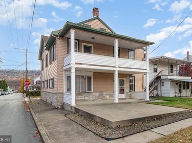 477 NORTH STREET, MILLERSBURG, PA 17061