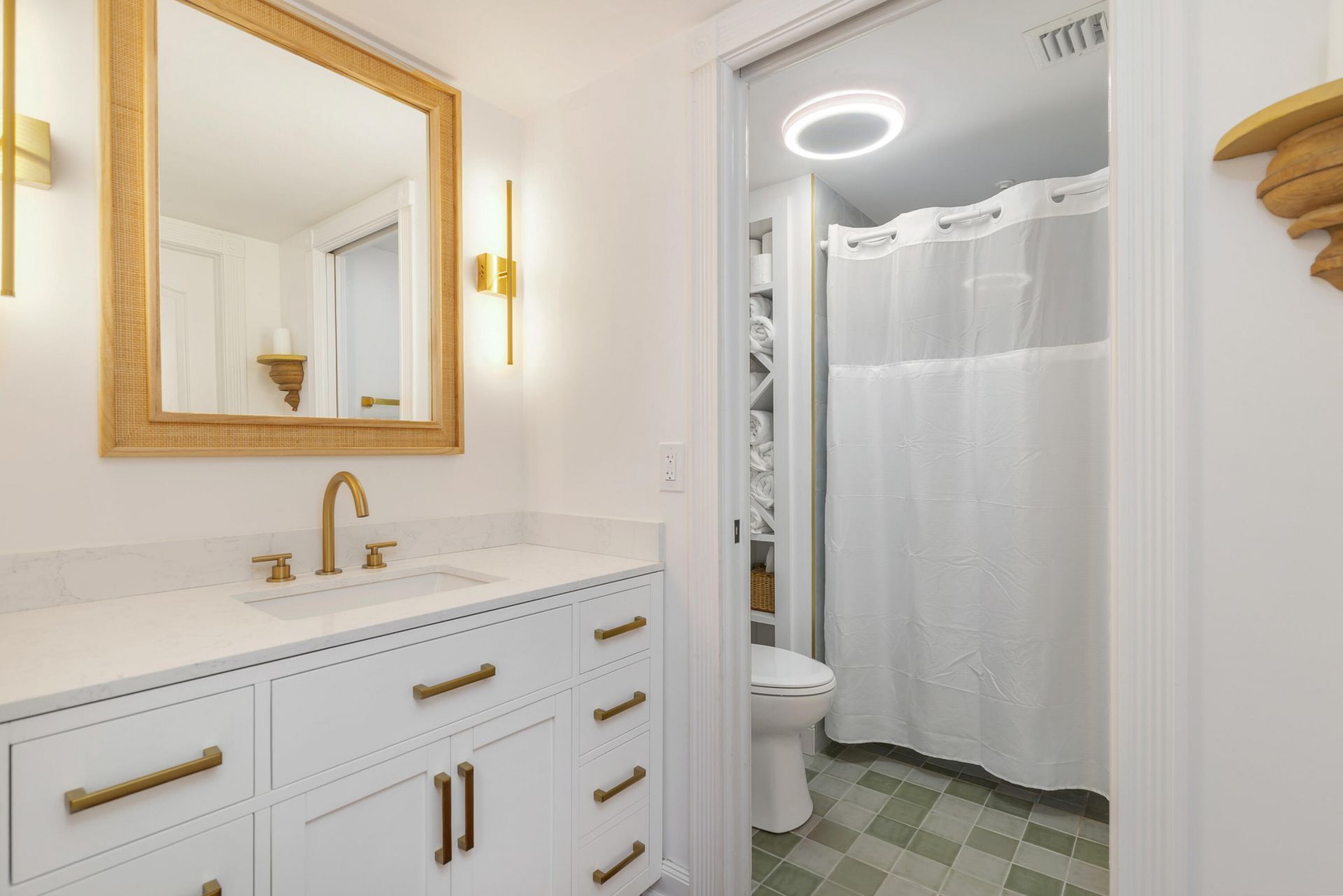 8110 Oakton Court, Unit 10b, Lake Clarke Shores, FL 33406 Photo