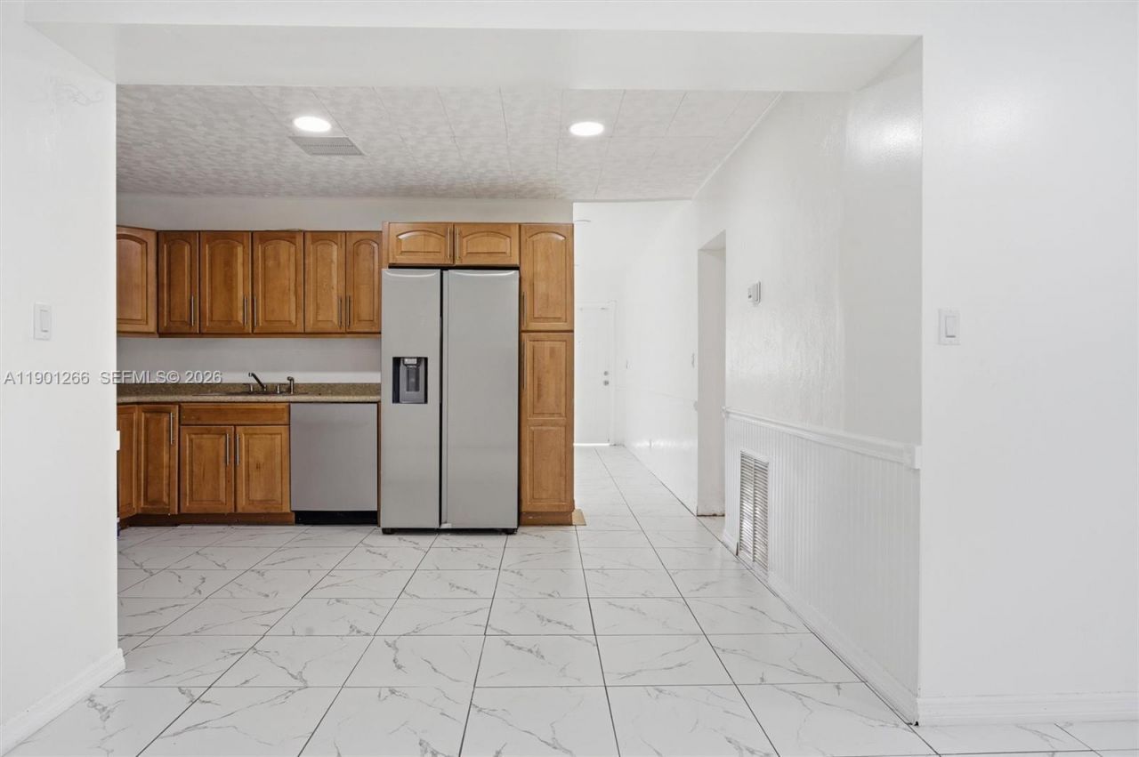 2280 SW 43rd Ave, Unit 1, Fort Lauderdale, FL 33317 Photo