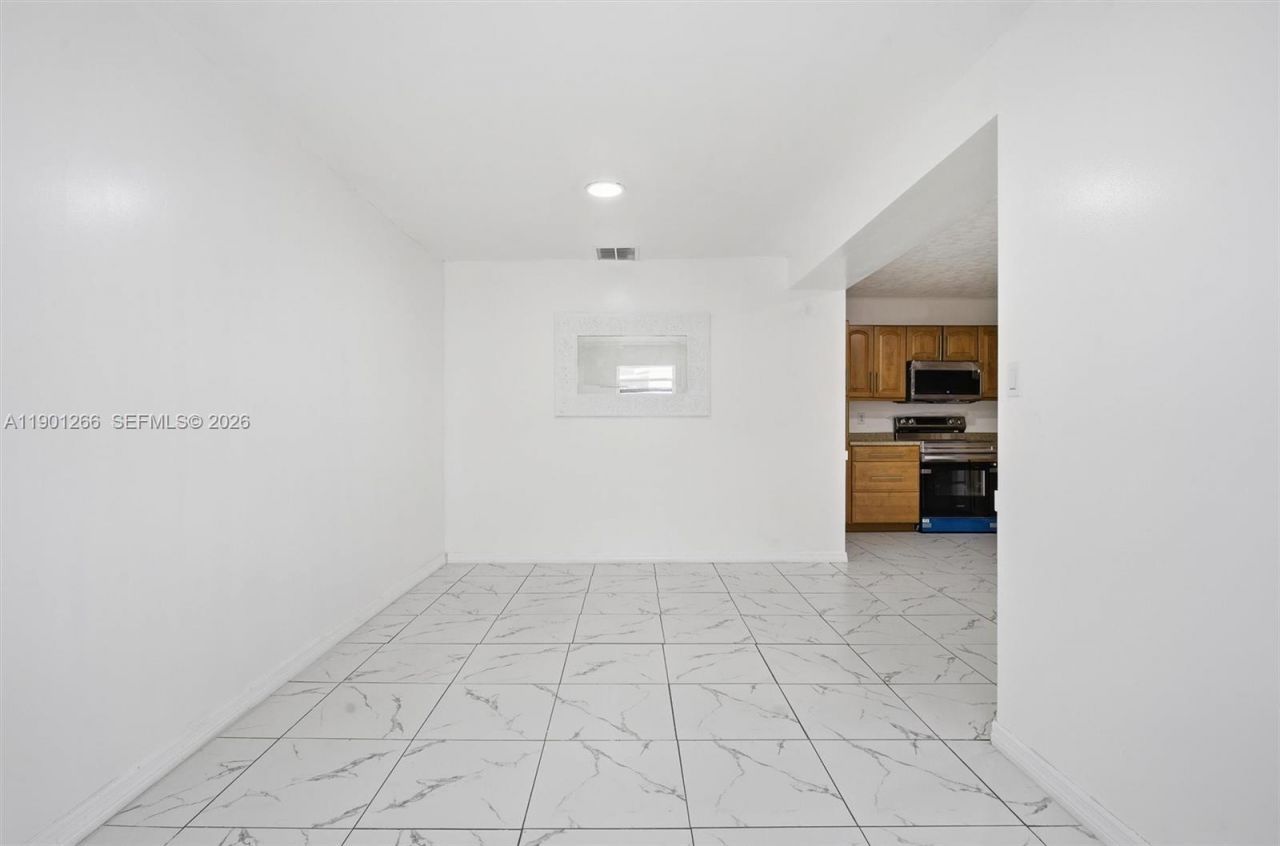 2280 SW 43rd Ave, Unit 1, Fort Lauderdale, FL 33317 Photo