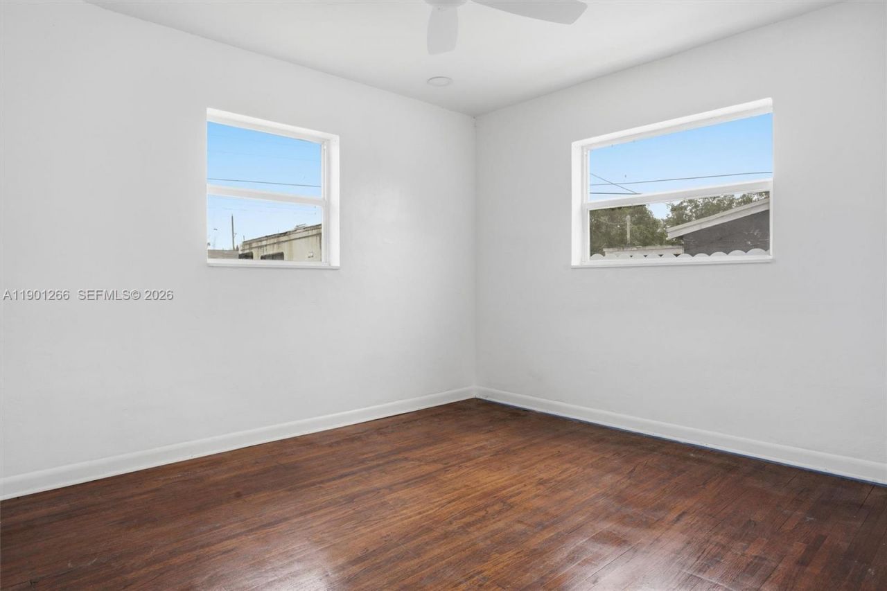 2280 SW 43rd Ave, Unit 1, Fort Lauderdale, FL 33317 Photo