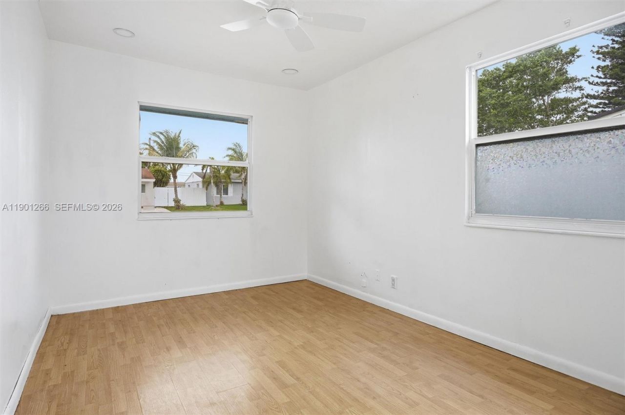 2280 SW 43rd Ave, Unit 1, Fort Lauderdale, FL 33317 Photo