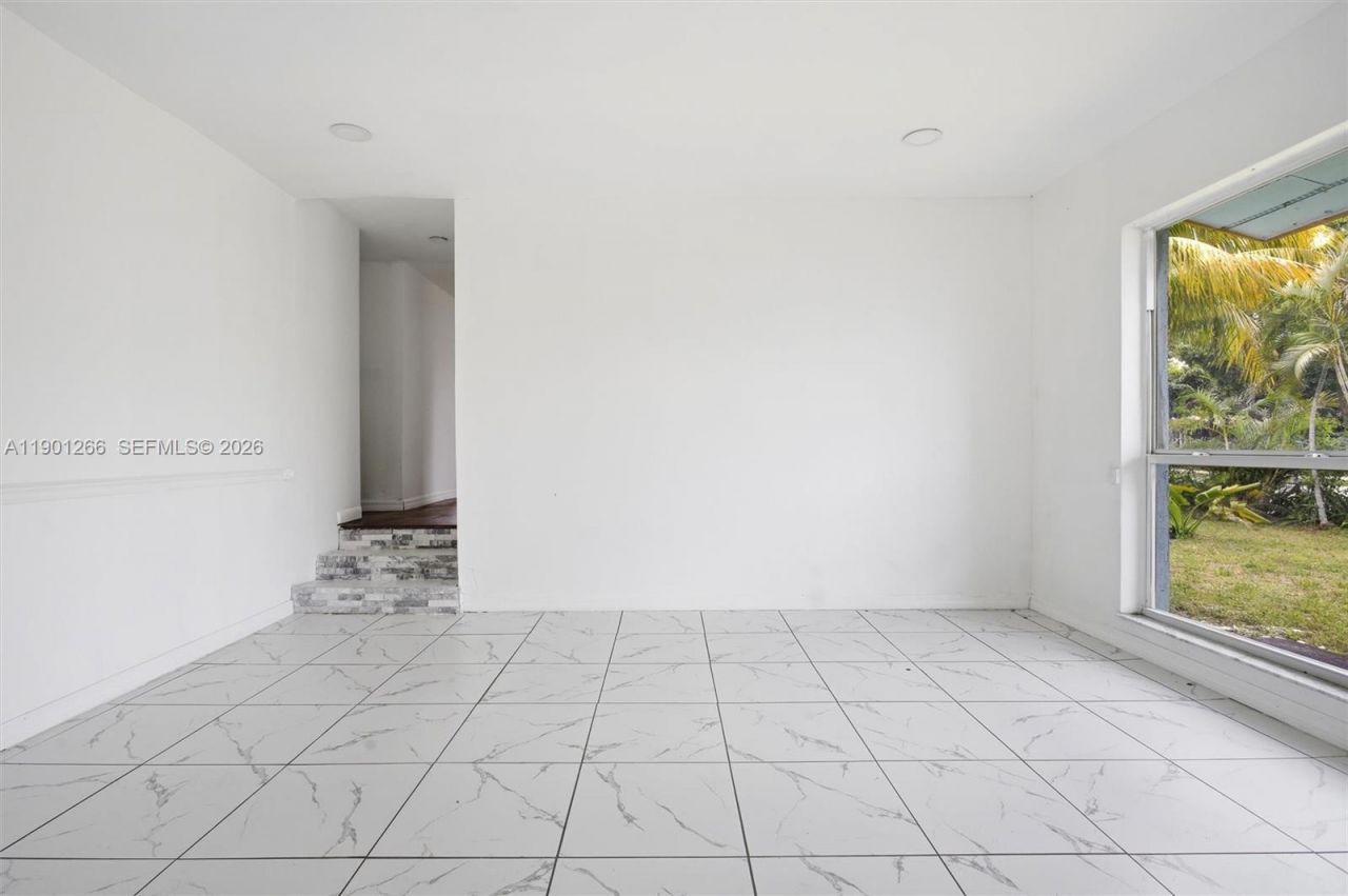 2280 SW 43rd Ave, Unit 1, Fort Lauderdale, FL 33317 Photo