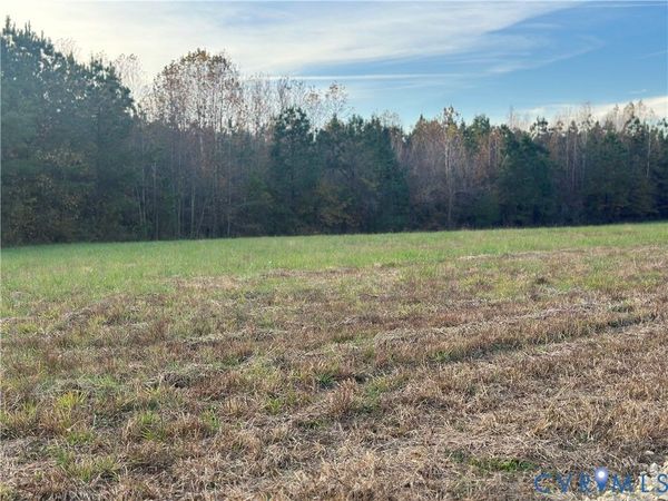 000 White Oak Road, Sutherland, VA 23885