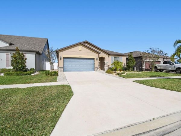 11722 CLARE HILL AVENUE, RIVERVIEW, FL 33579