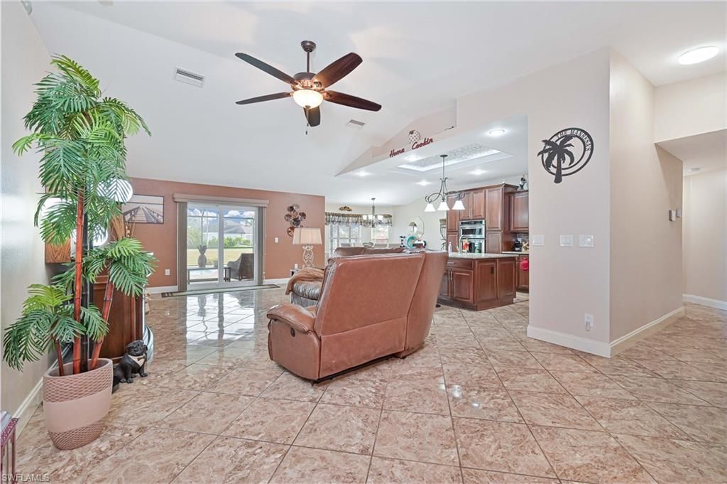 1605 NW 43rd Ave, Cape Coral, FL 33993 Photo