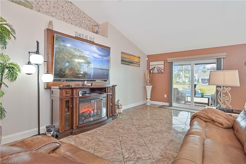 1605 NW 43rd Ave, Cape Coral, FL 33993 Photo