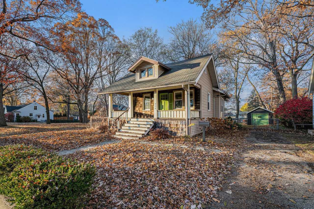 716 Catalpa Drive, Royal Oak, MI 48067 Main Photo