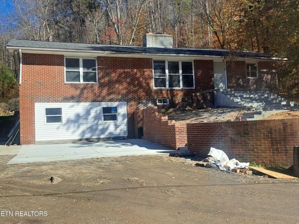 3525 Norris , Heiskell, TN 37754