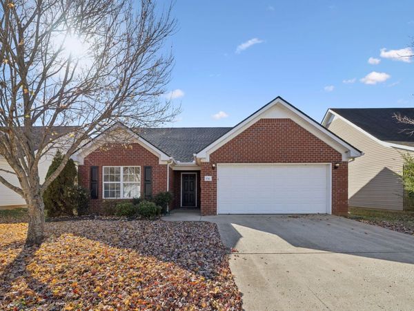 3741 Southbend Dr, Murfreesboro, TN 37128