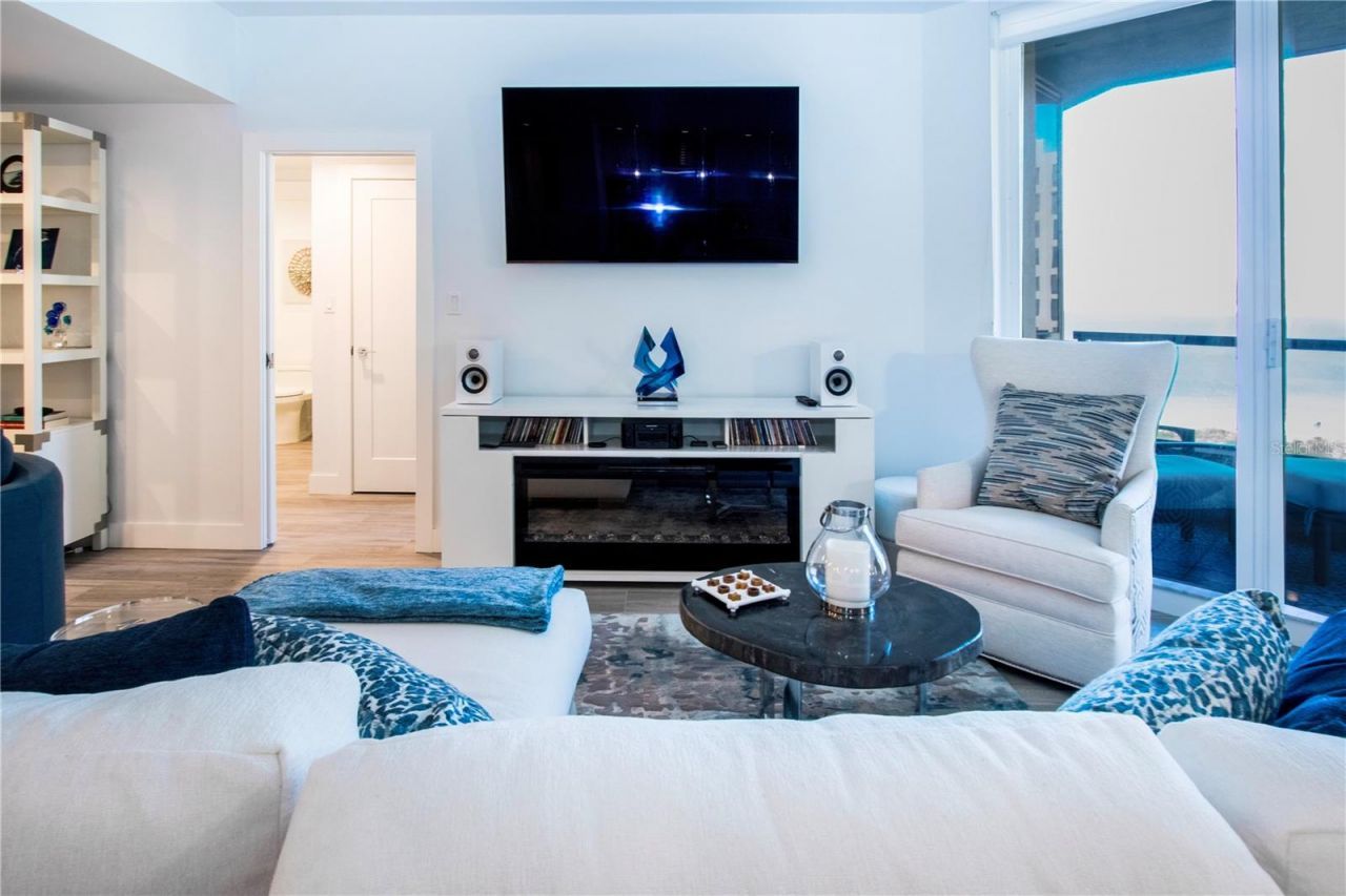 1211 Gulf Of Mexico Drive, Unit 505, Longboat Key, FL 34228 Photo