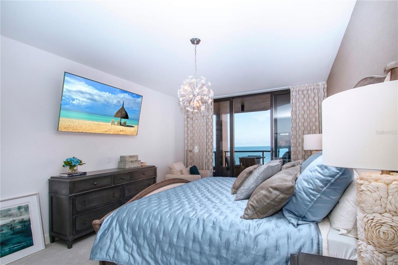 1211 Gulf Of Mexico Drive, Unit 505, Longboat Key, FL 34228 Photo