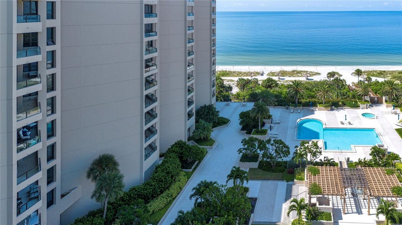 1211 Gulf Of Mexico Drive, Unit 505, Longboat Key, FL 34228 Photo