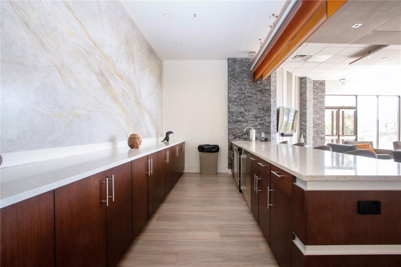 1211 Gulf Of Mexico Drive, Unit 505, Longboat Key, FL 34228 Photo