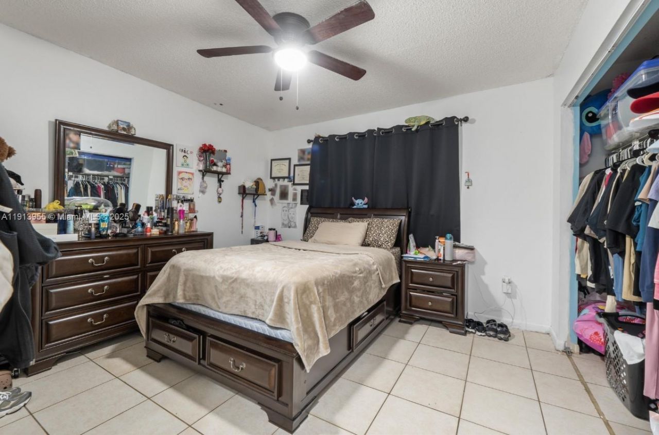 8851 NW 119th St, Unit 2103-2, Hialeah Gardens, FL 33018 Photo