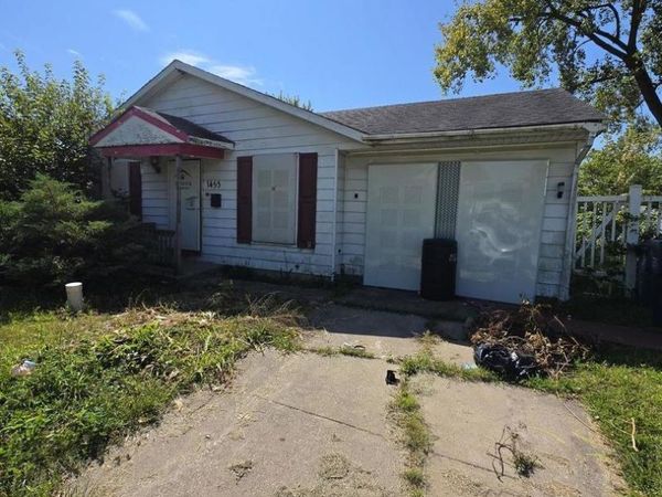 1453 Park Lane, Ford Heights, IL 60411