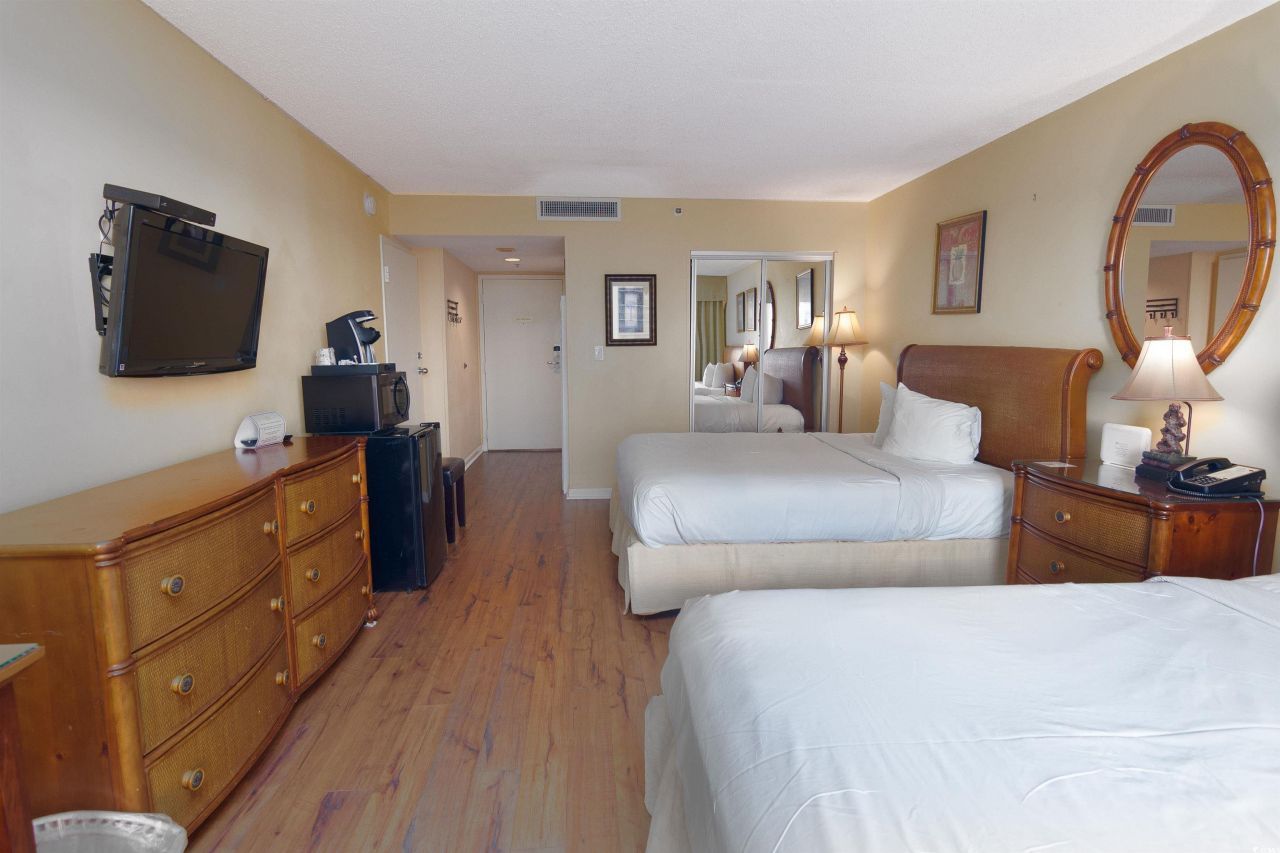 9820 Queensway Blvd. Photo 29