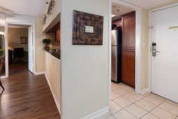 9820 Queensway Blvd. photo 4