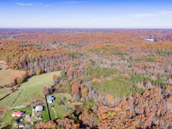 887 Swicegood Rd, Crossville, TN 38571