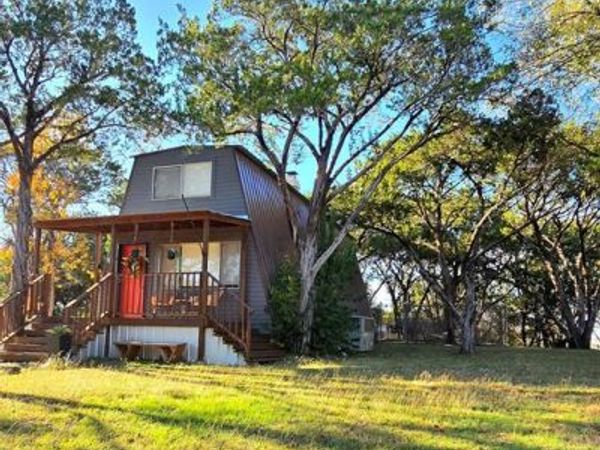 1630 S Chisholm Trail, Granbury, TX 76048