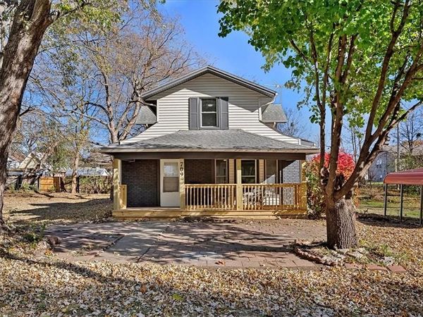 709 West Street, Harrisonville, MO 64701