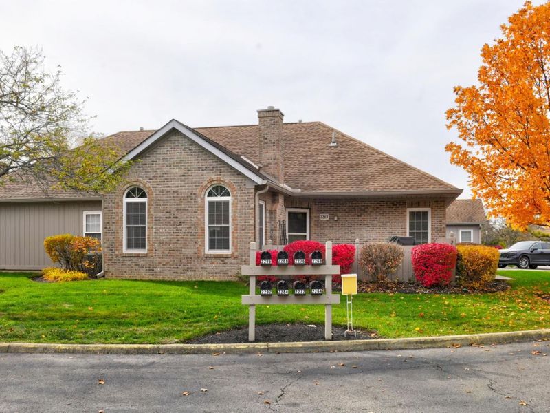 2263 Willowside Lane, Grove City, OH 43123 Photo 1