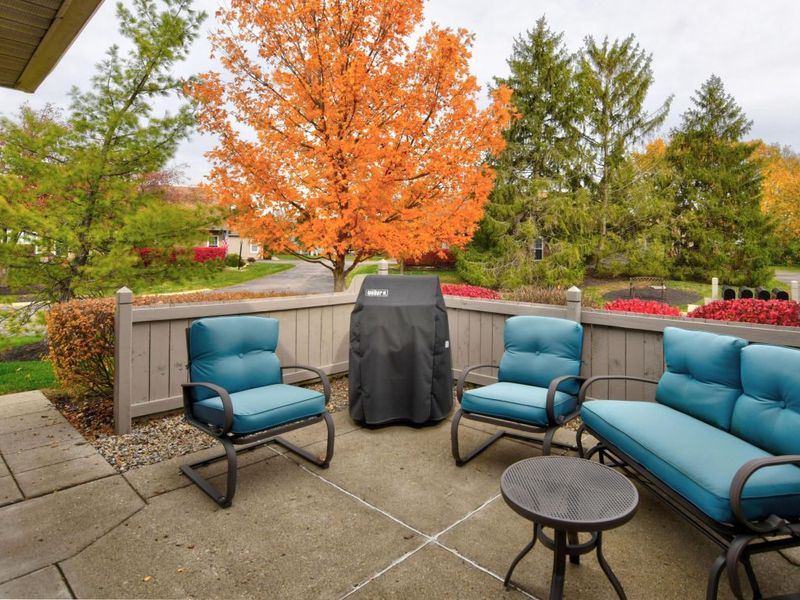 2263 Willowside Lane, Grove City, OH 43123 Photo 6