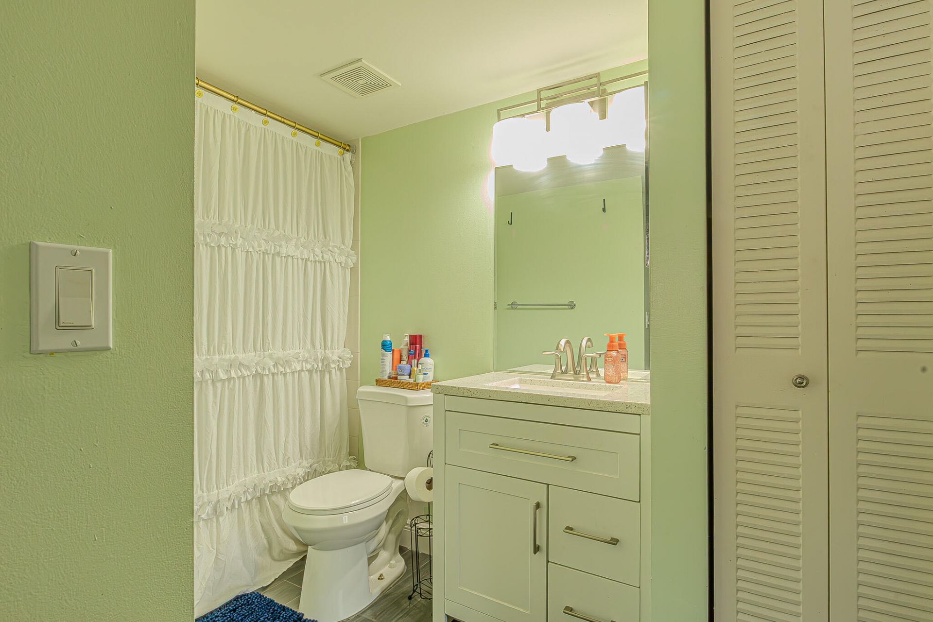 1755 Village Boulevard, Unit 108, West Palm Beach, FL 33409 Photo