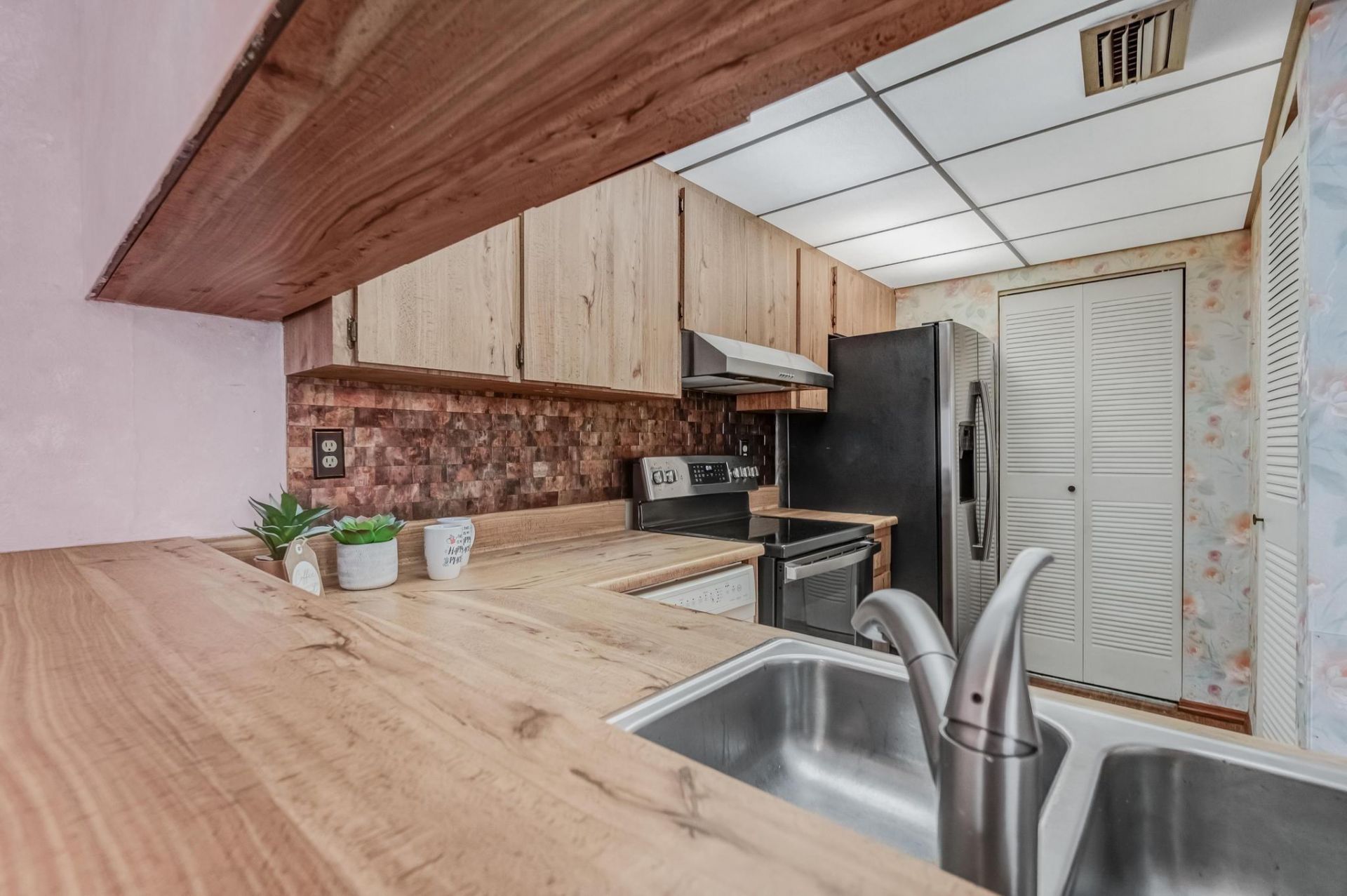 1491 NW 112th Way, Pembroke Pines, FL 33026 Photo