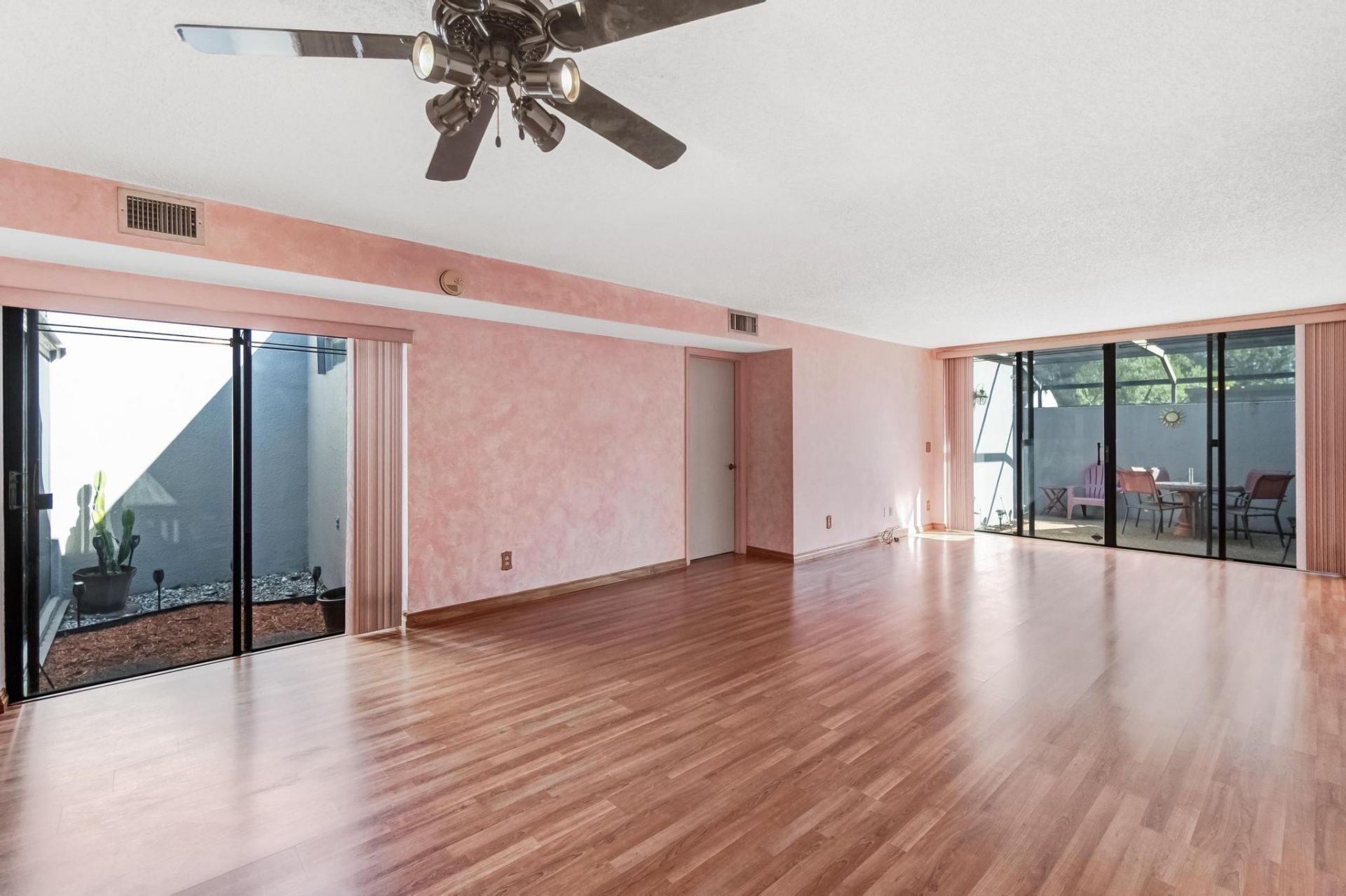 1491 NW 112th Way, Pembroke Pines, FL 33026 Photo