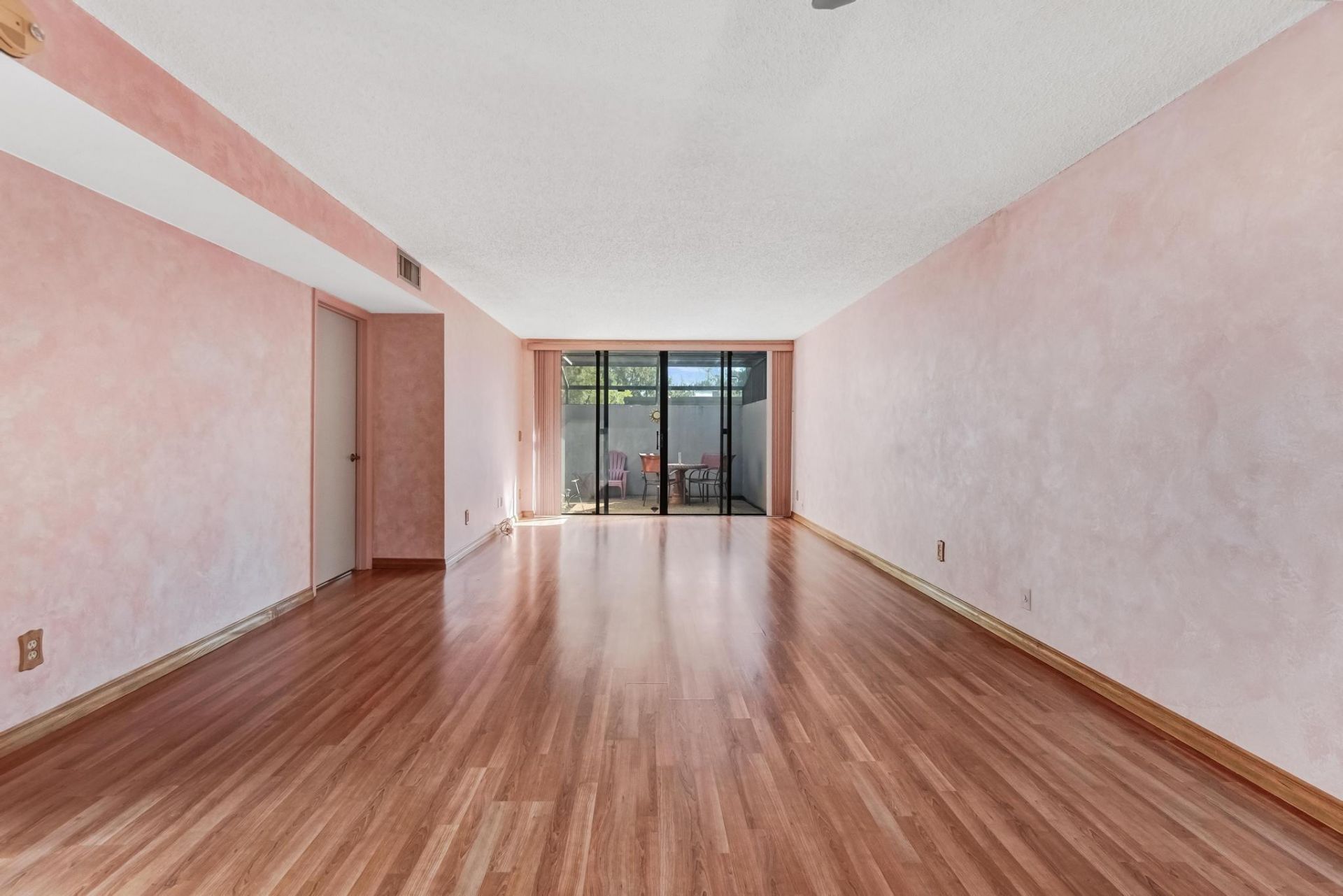 1491 NW 112th Way, Pembroke Pines, FL 33026 Photo