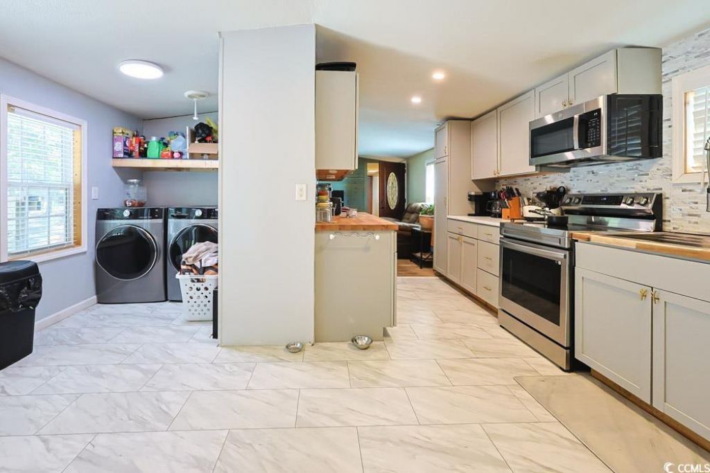 1911 Abba Ct. Photo 9